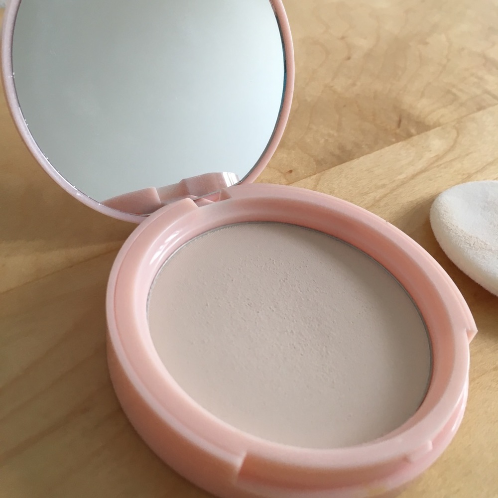 Too Faced Primed & Poreless Translucent Pressed Powder